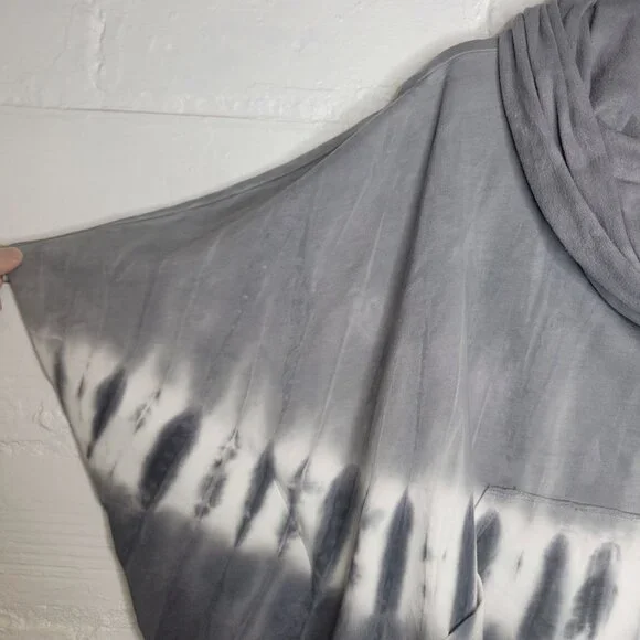 XCVI Wearables Women's Small Shirt Top Poncho Cowl Neck Gray White Tie Dye - Picture 5 of 5